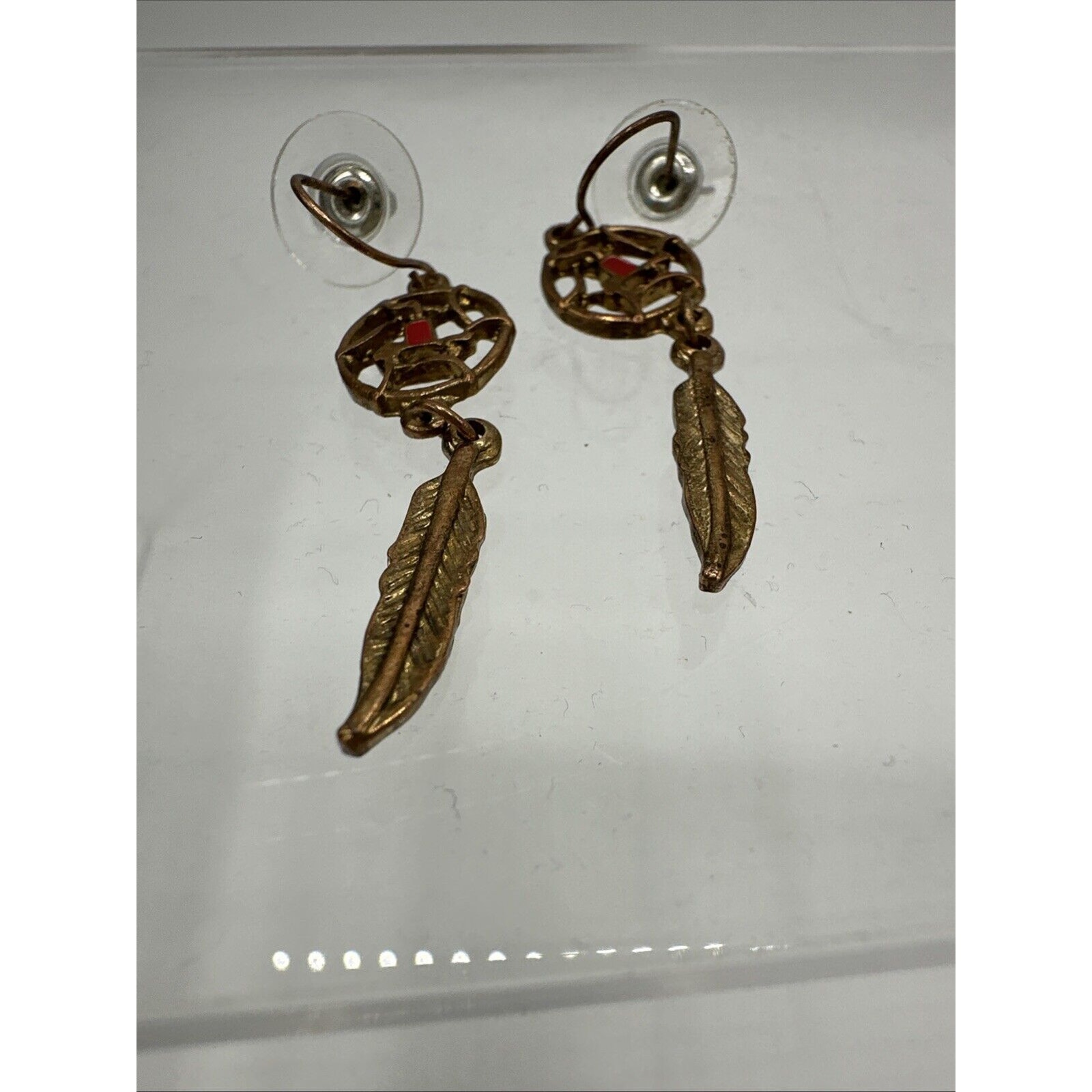 Dangle Drop Feather Dreamcatcher Earrings Gold Tone Red 1.5